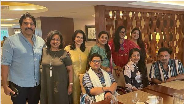 80s actors Meet long years ago, photos viral on social media 80s actors Meet long years ago, photos viral on social media