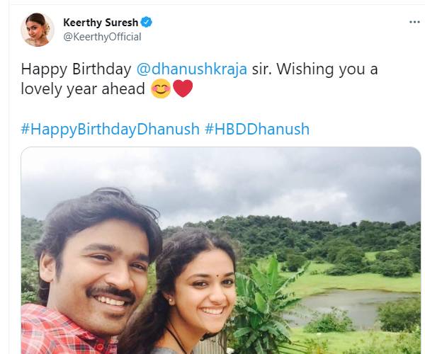 நடிகைகள் வாழ்த்து