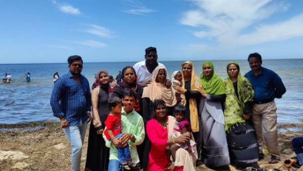 ஜாலி டூர்