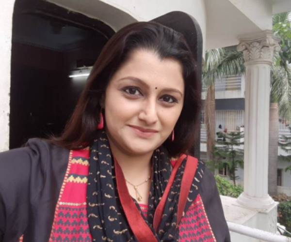பிரபலம்