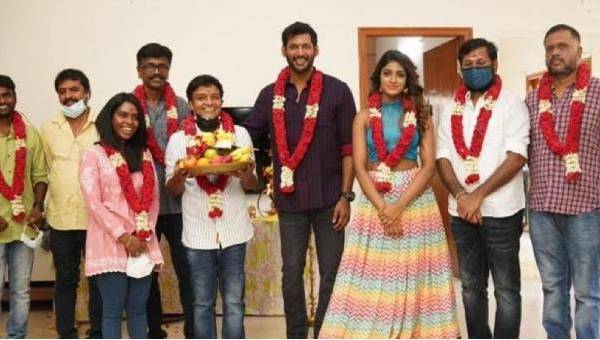 குறும்பட இயக்குனர்