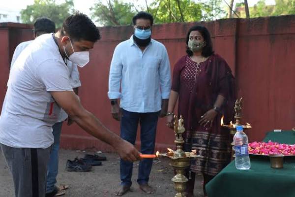 ஓடிடி தளத்திற்கு