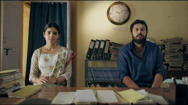 முக்கியத்துவம் அளிக்கிறது