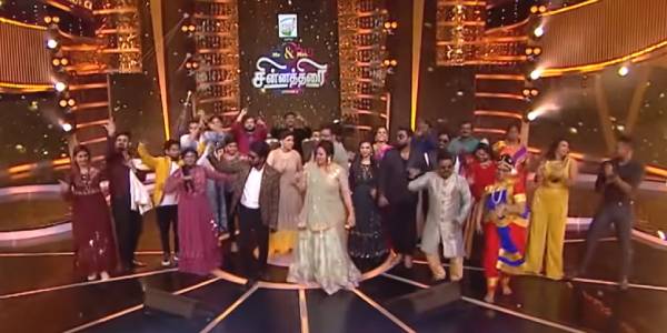 12 ஜோடிகள்