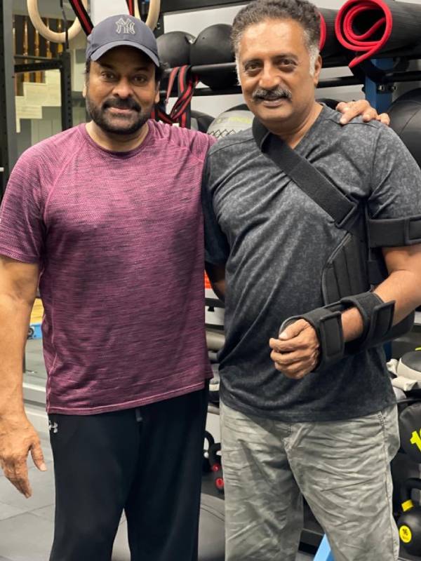 இருவருக்கும் வாழ்த்து - வைரலாகும் போட்டோ