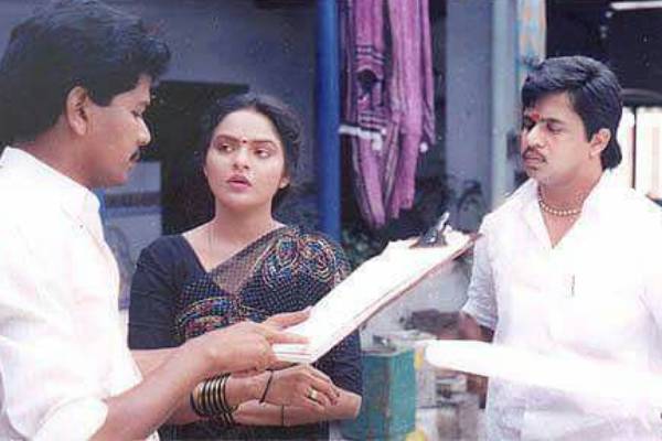 முதல் படம்