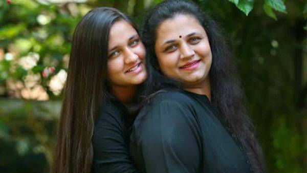 Actress Sivaranjani try to introduce her daughter in cinema Actress Sivaranjani try to introduce her daughter in cinema