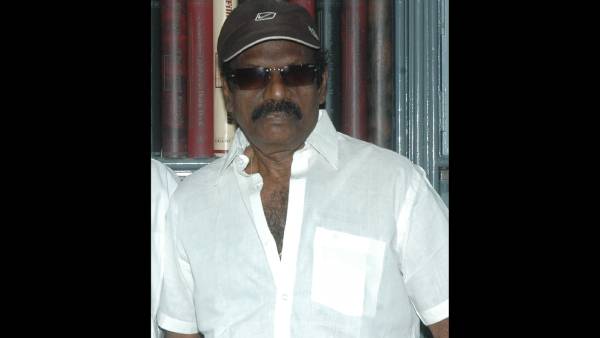 ஓய்வில் இருக்கிறார்