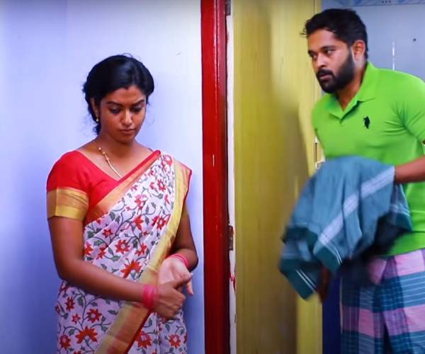 கண்ணம்மா வீட்டில் தங்கும் பாரதி