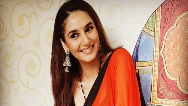 ராகினி திவேதி கைது