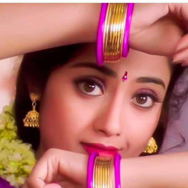 கதாநாயகியாக