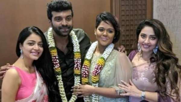 நேசிக்க கற்றுக் கொடுத்தவர்