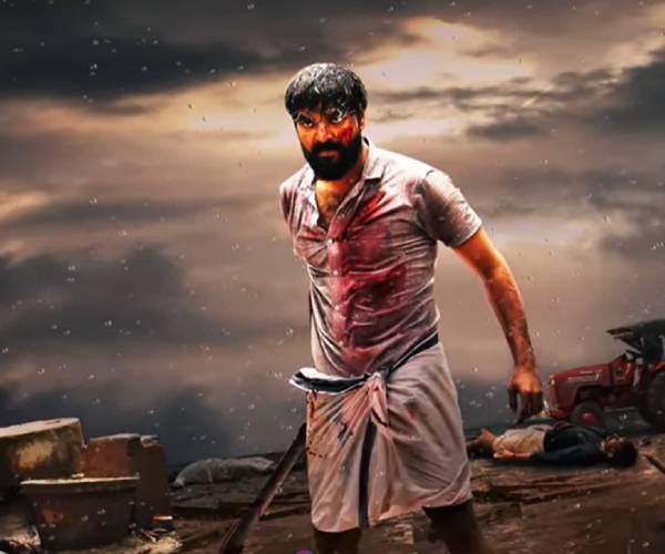வீச்சருவாளுடன் ரத்தம் சொட்ட சொட்ட