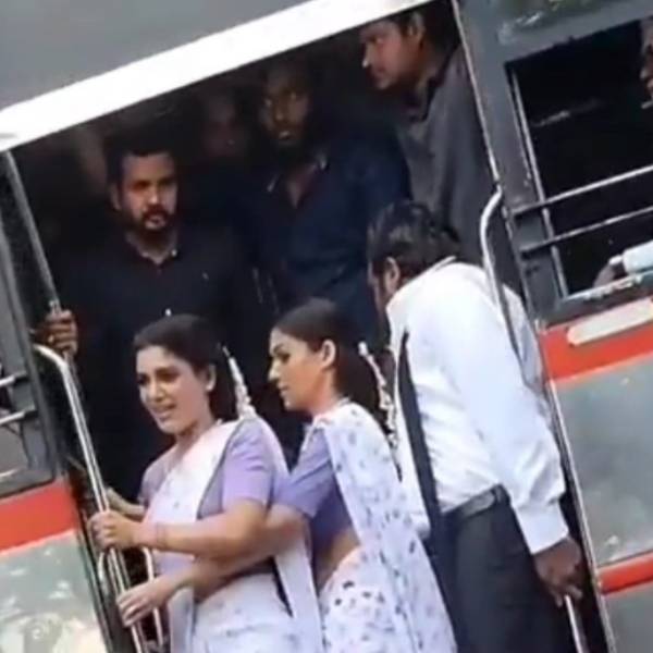 காத்து வாக்குல ரெண்டு காதல்