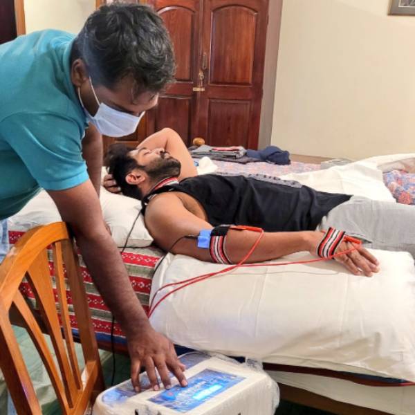 அருண்விஜய்க்கு கையில் காயம்