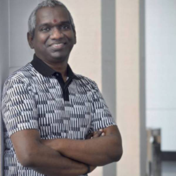 விரைவில் ஃபஸ்ட் சிங்கிள்