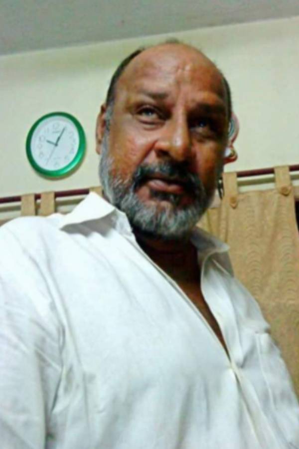 மர்மதேசத்தில்