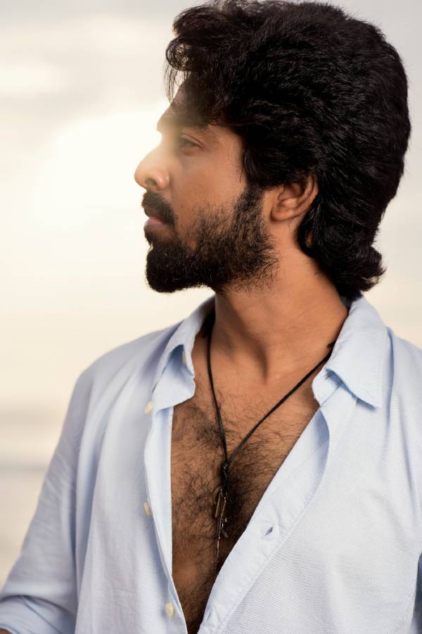 கால் பதித்த ஜீவி