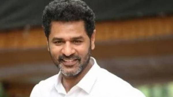 கண்களில் விரக்தியுடன்
