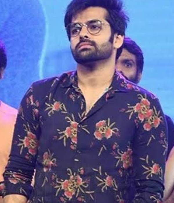 ரொமான்டிக் ஹீரோவாக