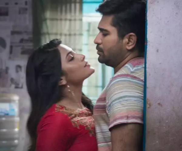 ஆத்மிகா நடிப்பு அற்புதம்