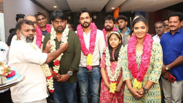 புதிய படத்தின் பூஜை