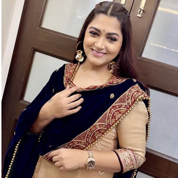 அரசியலில் தீவிரம்