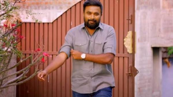முழுநேர நடிகராக
