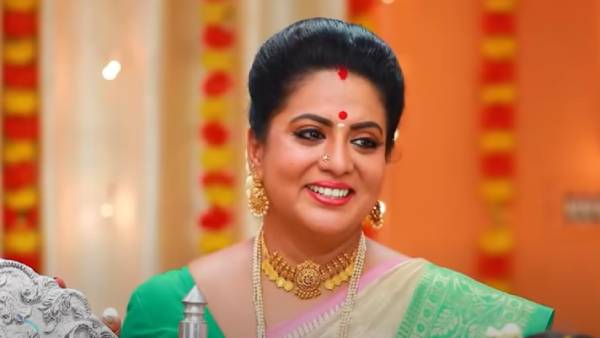 சந்தோஷத்தில் செளந்தர்யா
