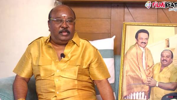 சமோசாவும் டீயும்