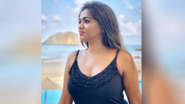 போட்டியாளர்களின் போட்டோ