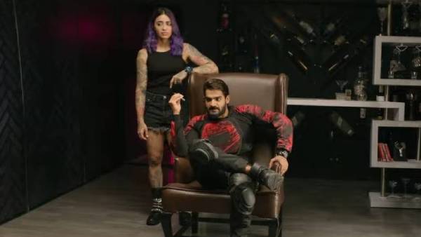 அந்தரத்தில் பைக்