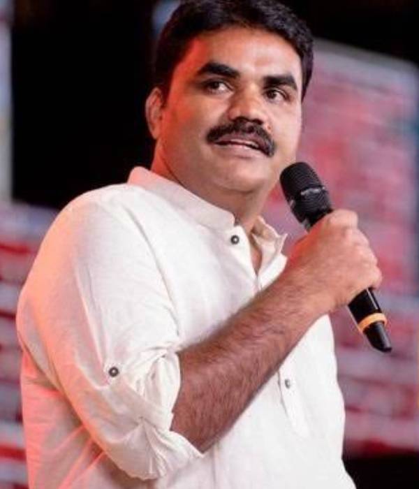 எழுத்தாளர் பொன் பார்த்திபன்