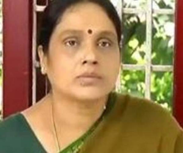 அதிர்ச்சி மேல் அதிர்ச்சி
