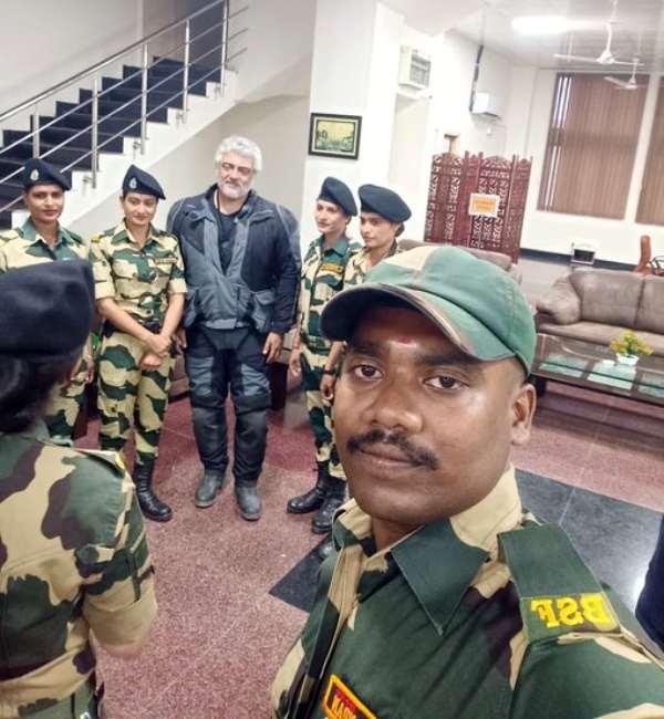 வட இந்தியாவில் சுற்றுப் பயணம்