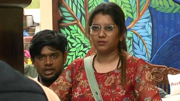 அபியை விட்டு விலக வேண்டும்