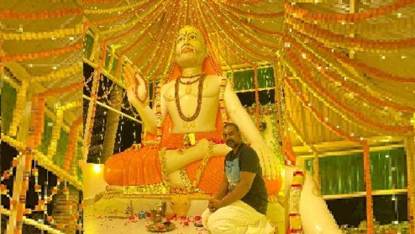 15 அடி உயரம்.. இந்தியாவிலேயே மிகப்பெரிய ராகவேந்திரர் சிலை இதுதான்.. கனவை நனவாக்கிய லாரன்ஸ்!