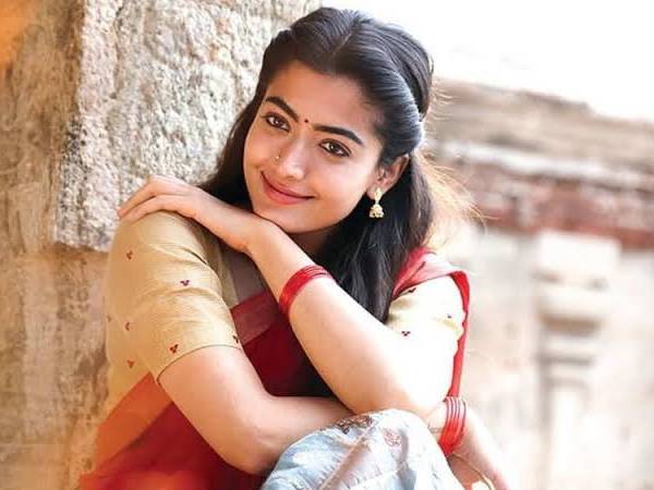 ரசிகர்களின் ஃபேவரைட் ஹீரோயினியாக