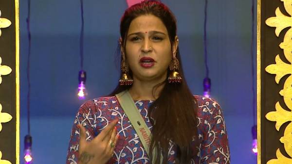 வெளியேறிய நமீதா மாரிமுத்து