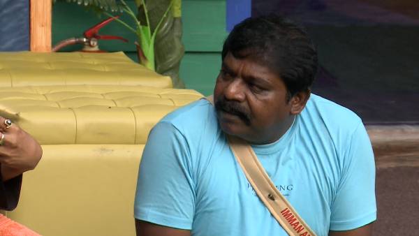 முதல் ஆளாக இமான் அண்ணாச்சி