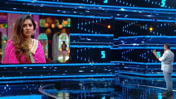 சின்னப்பொண்ணுவிடம் அத்துமீறியது சரியா… பிரியங்காவை லெஃப்ட் அண்ட் ரைட் வாங்கியது கமல்!