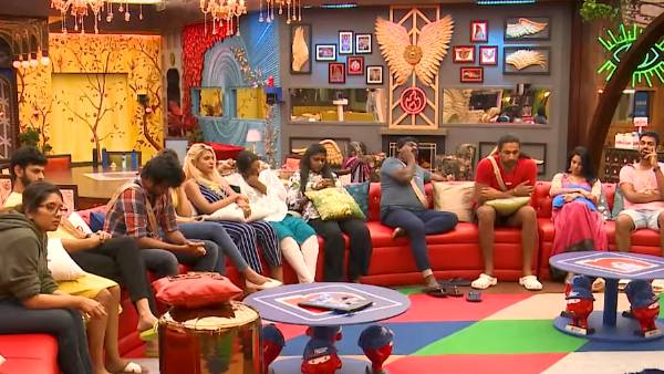 பிக்பாஸ் சீசன் 5...இந்த வாரம் வெளியேற போகிறவர்...மூவரில் யார்? 