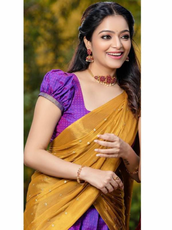 அடுத்தடுத்து இரண்டு படங்களில்