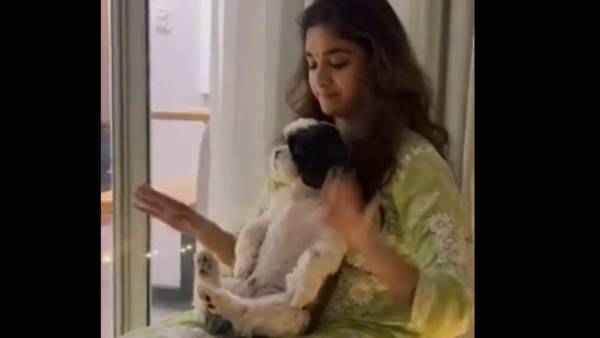 தம் தம் பாடலுக்கு நாய்க்குட்டியுடன் ஆட்டம் போட்ட கீர்த்தி சுரேஷ்... வேற லெவல் வீடியோ 