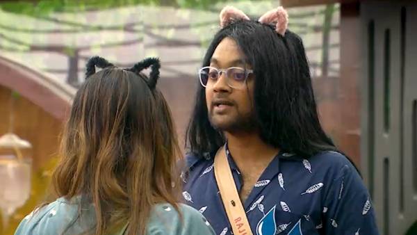 என்ன மாதிரியே நீங்களும் ஒரு பேக்கு.. அக்‌ஷரா மீது உங்களுக்கு பொறாமை.. பிரியங்காவை பங்கம் பண்ண ராஜு!