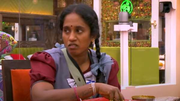 அடங்காத மாணவி