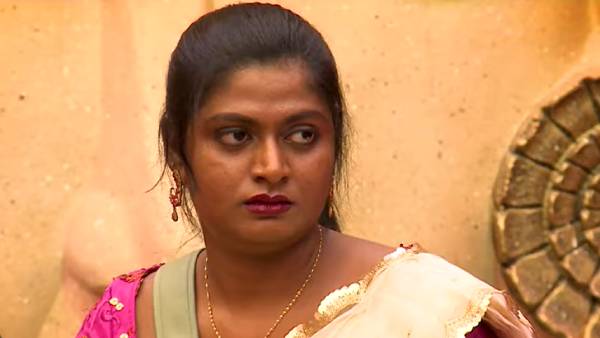 நாமினேஷனில் 9 பேர்
