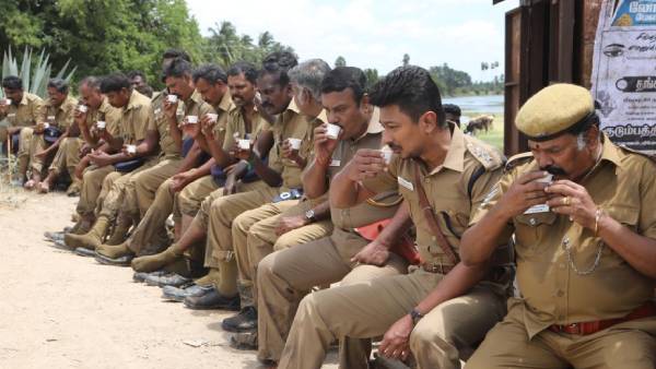 வைரல் போஸ்டர்