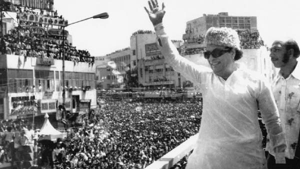 எம்ஜிஆரின் சினிமா மாஸ்