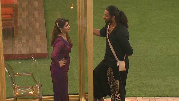 பாப்பா போகாதே  இரு… யாஷிகாவிடம் உருகிய நிரூப்.. கிண்டலடித்த ஹவுஸ்மெட்ஸ் !